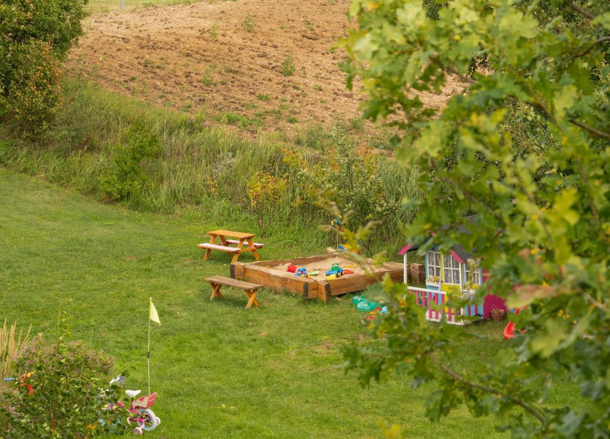 Dolina Sarenek Hotel Sejny Buitenkant foto