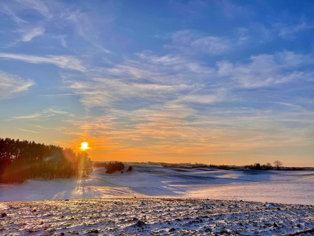 Dolina Sarenek Hotel Sejny Buitenkant foto